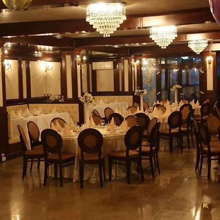 Taverna Macelarului 2 3* Mamaia